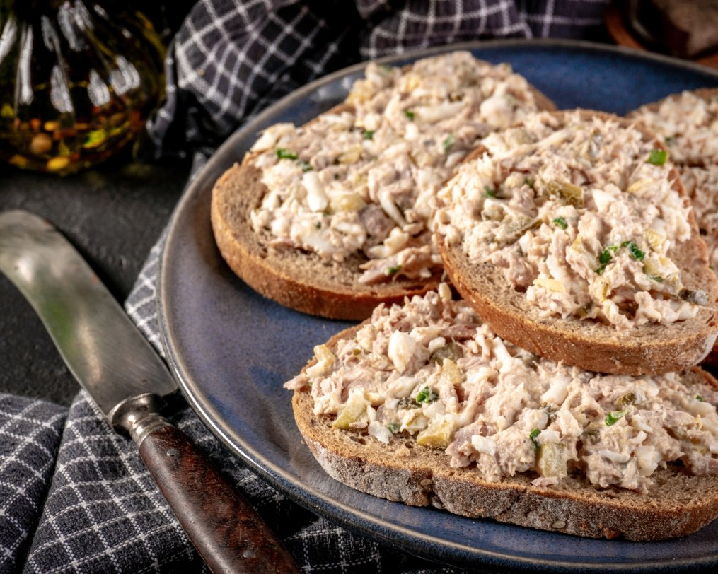 Бутербродна паста з тунця та овочів