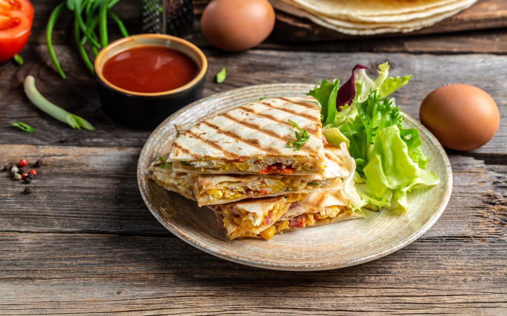 Кесаділья з шинкою