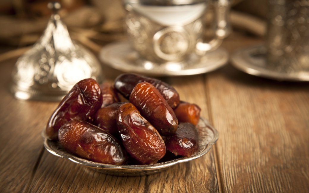 Як їсти фініки