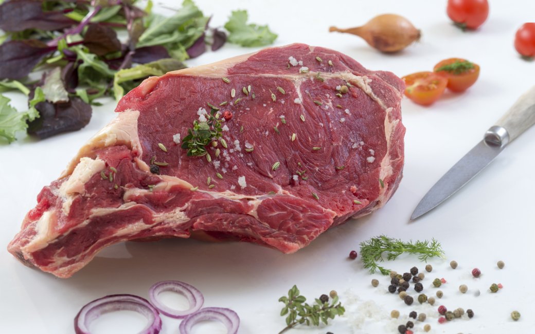 Стейк с солью