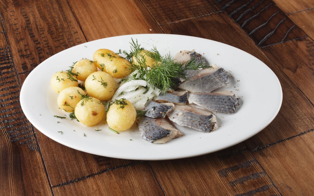Картопля з оселедцем