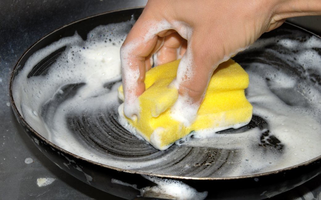 Миття сковорідки