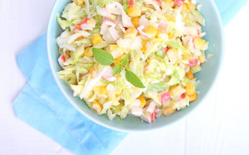 Салат з капустою