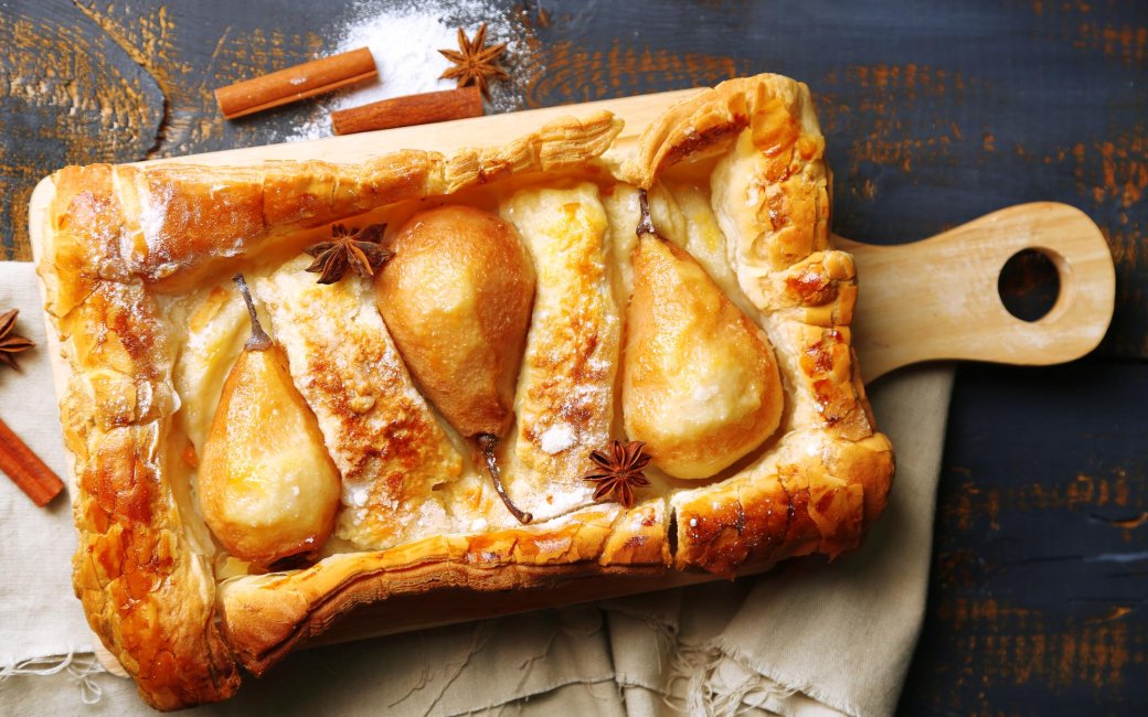 Випічка з грушами