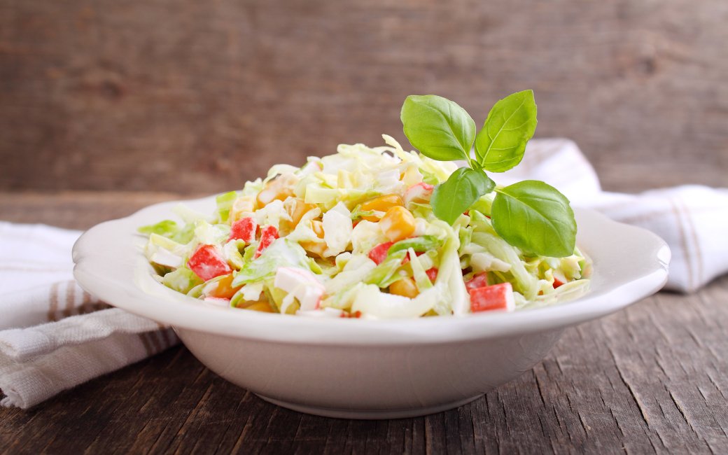 Салат з пекінської капусти