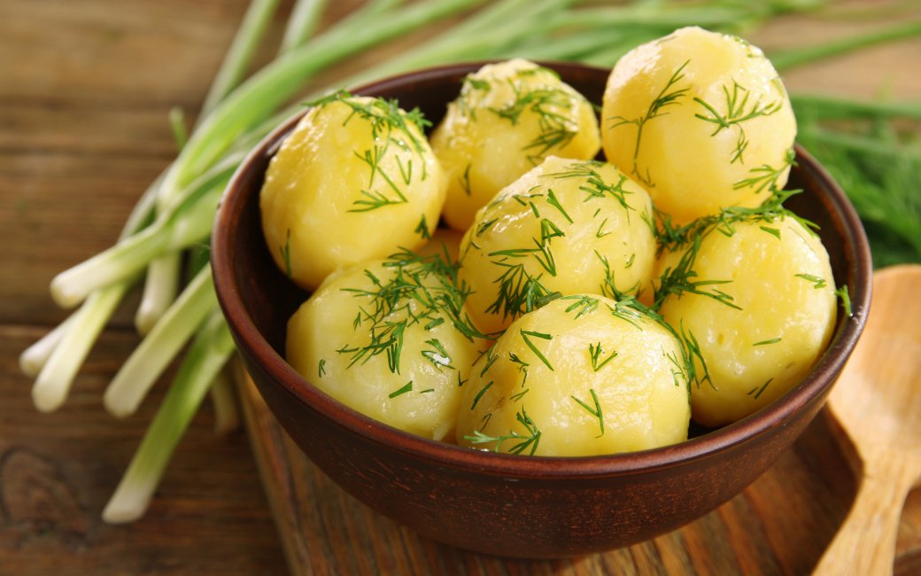 Молода картопля