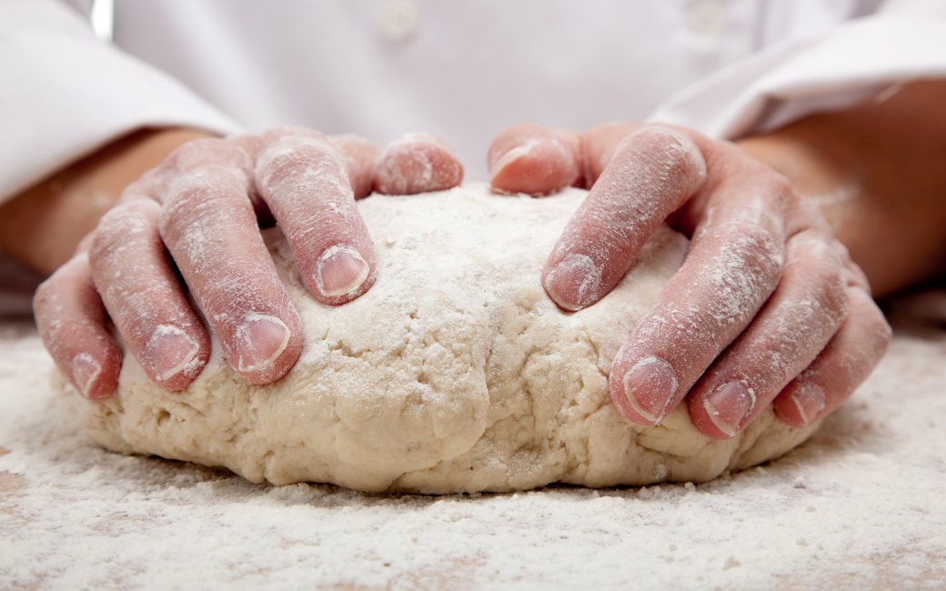 Як зрозуміти, що тісто достатньо вимішене