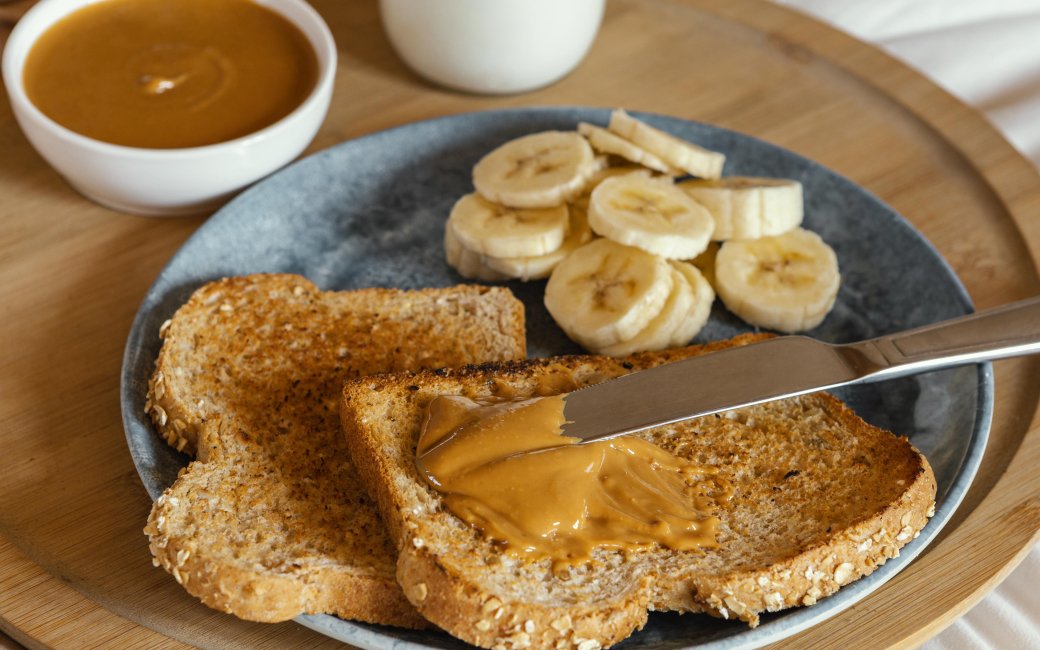 Тост з бананом