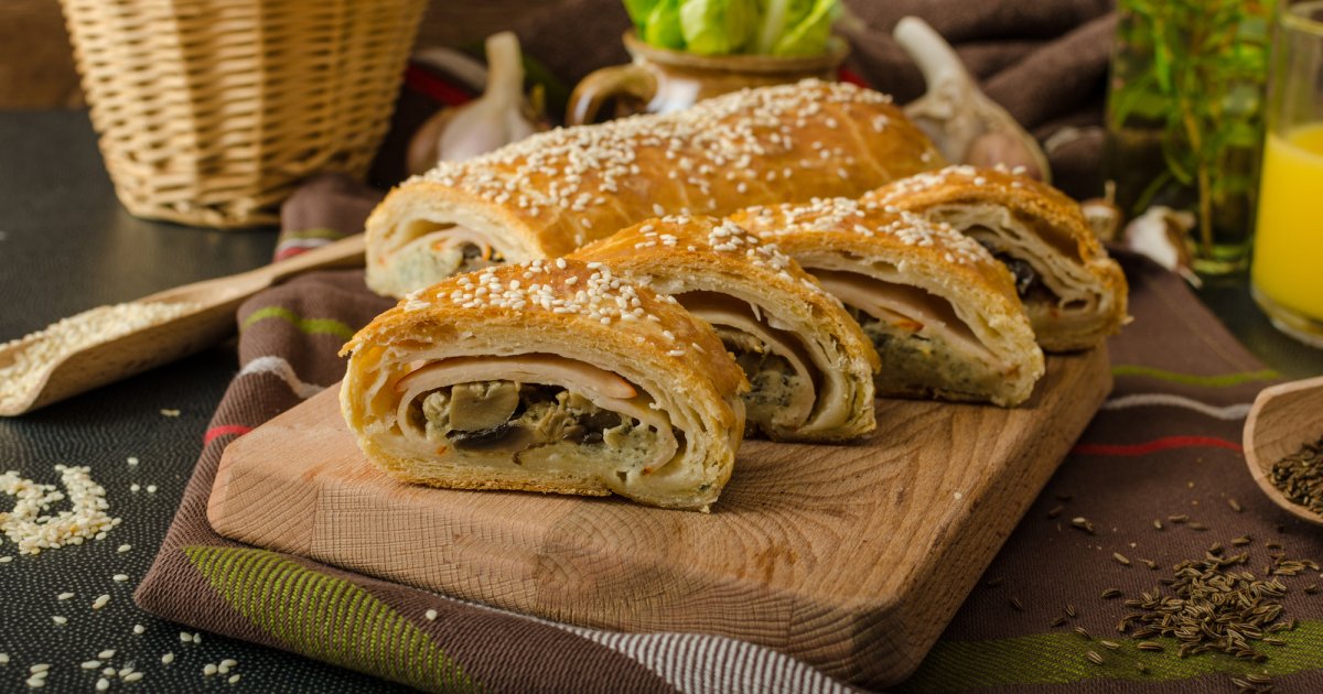 Ідеальний в усіх аспектах: рулет з куркою і баклажанами