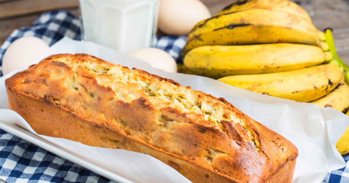 Как приготовить Простой банановый пирог в духовке рецепт пошагово