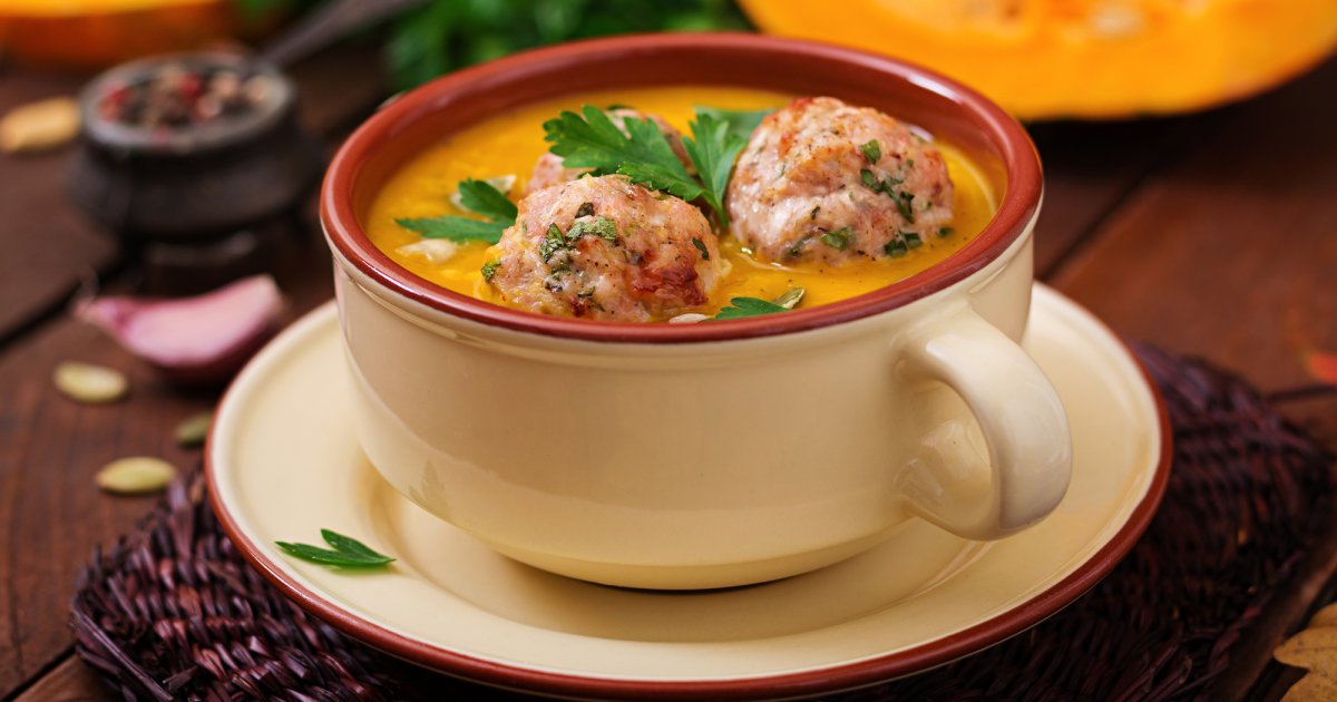 Рецепт 1: Суп-пюре для детей «Картофельный» с манной крупой