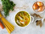 Курячий бульйон з локшиною