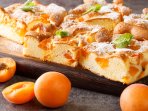 Пиріг з абрикосами і аґрусом