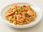 Смажений рис з креветками та соєвим соусом