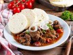 Чеський гуляш з яловичини