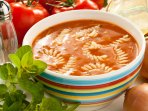 Овочевий крем-суп з макаронами