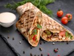 Шаурма з куркою та кетчупом