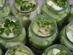 Малосольні кабачки