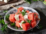 Шашлики з кавуна та фети