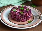 Салат з буряком і курятиною