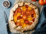 Тарт із помідорами та сирами