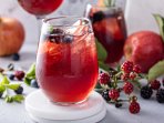 Компот з груш та яблук з корицею та ожиною