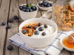 Мюслі з йогуртом і медом