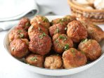 Запечені курячі фрикадельки з сиром рикота