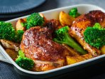 Курка з картоплею по-грецьки