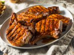 Свинячі відбивні-гриль у маринаді