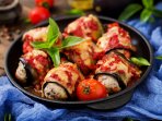 Баклажани з фаршем під сиром