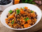 Плов с тыквой и фасолью