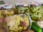 Огірки з перцем і печерицями