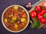 Бограч з ковбасками