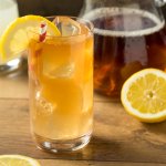 Лимонад з холодним чаєм — готуємо легендарний напій Arnold Palmer Лимонад з холодним чаєм — готуємо легендарний напій Arnold Palmer