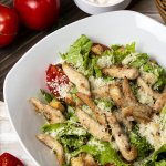 Салат «Цезар» з куркою і молодою капустою — рецепт з фото Салат «Цезар» з куркою і молодою капустою — рецепт з фото