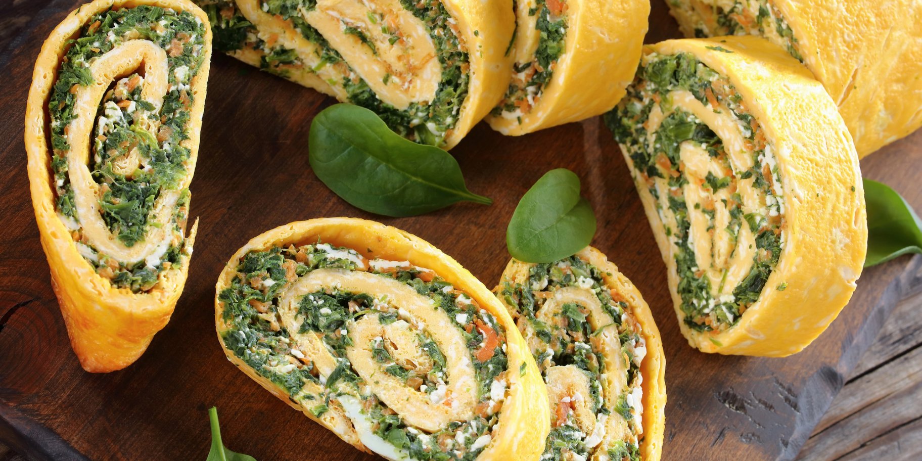 Листковий рулет зі шпинатом і фетою