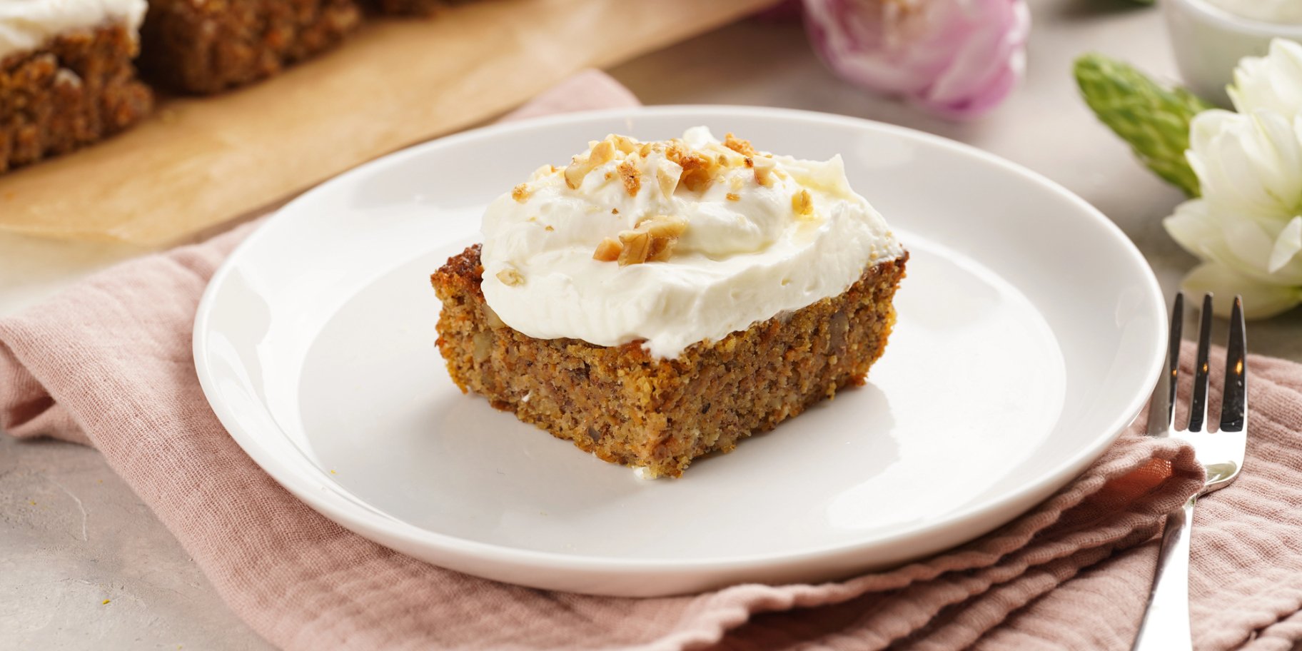 Морквяно-фініковий пиріг