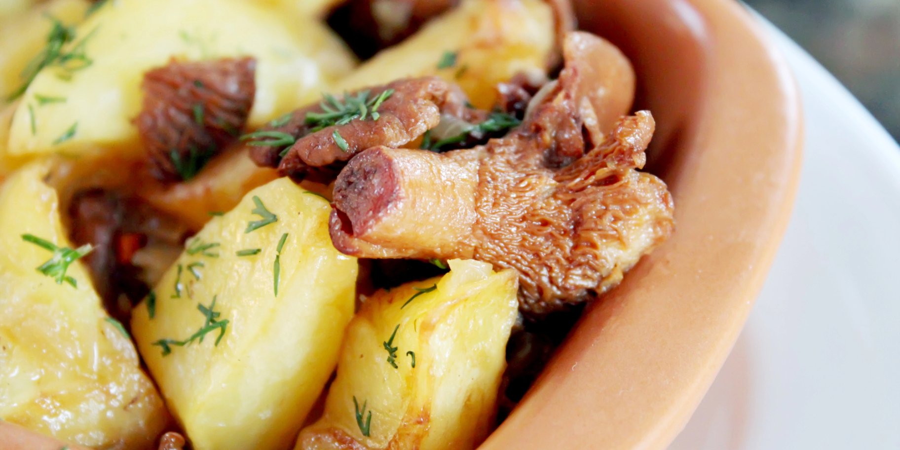 Картопля з лисичками
