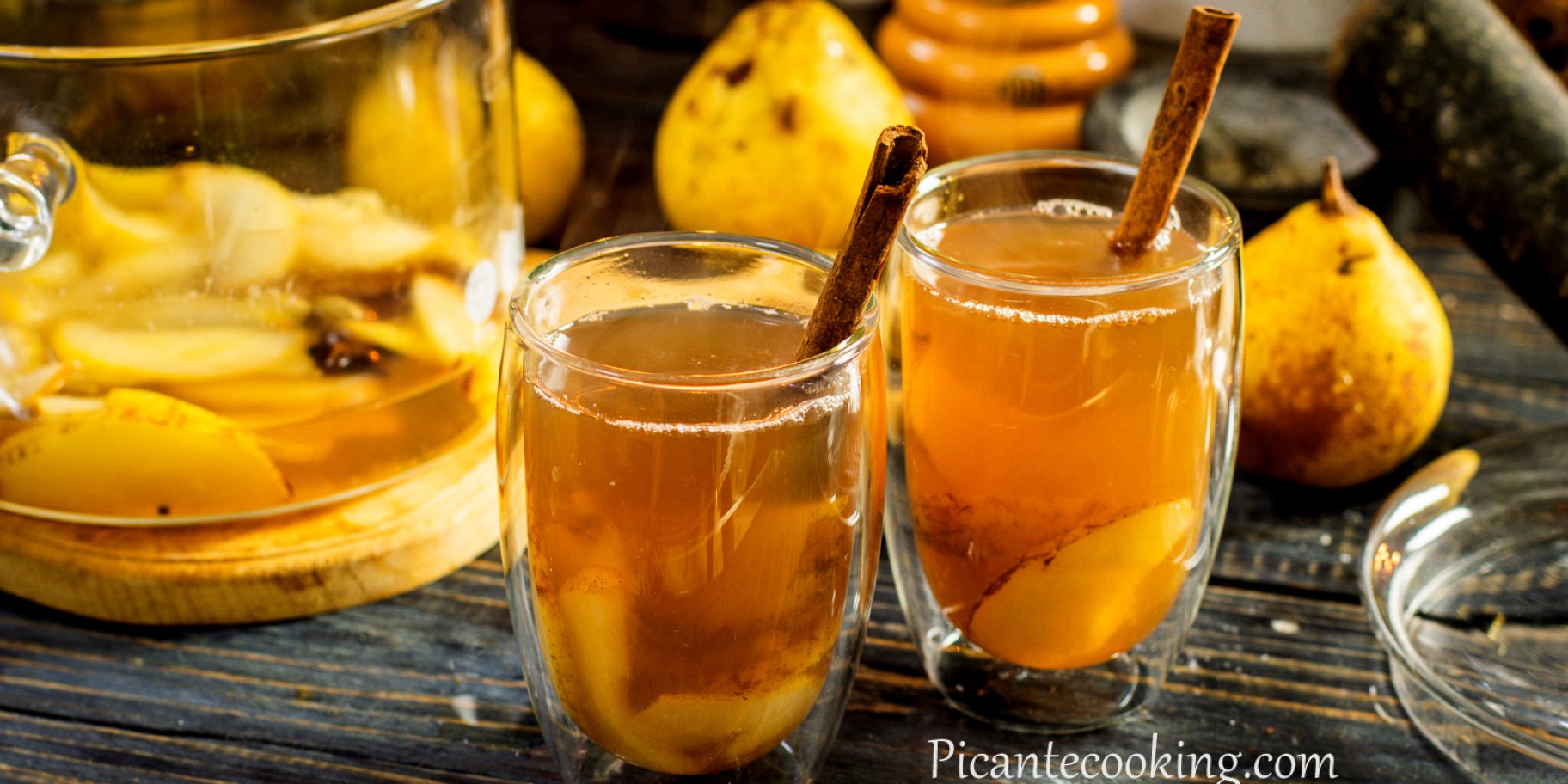 Глінтвейн з грушами