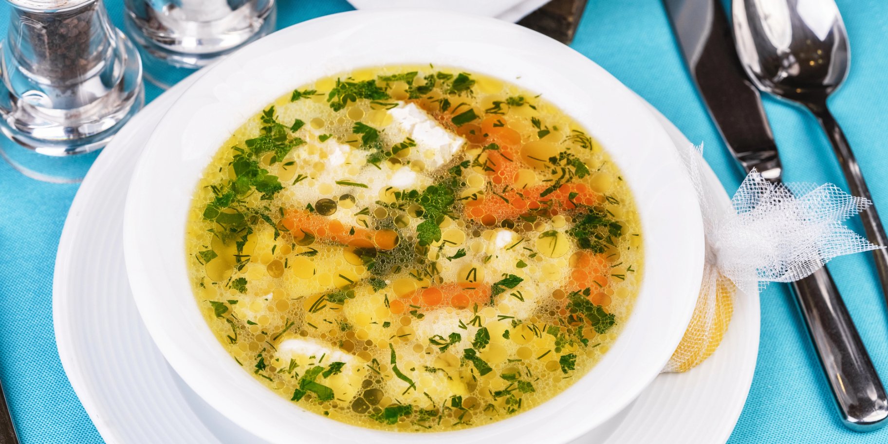 Курячий суп затируха