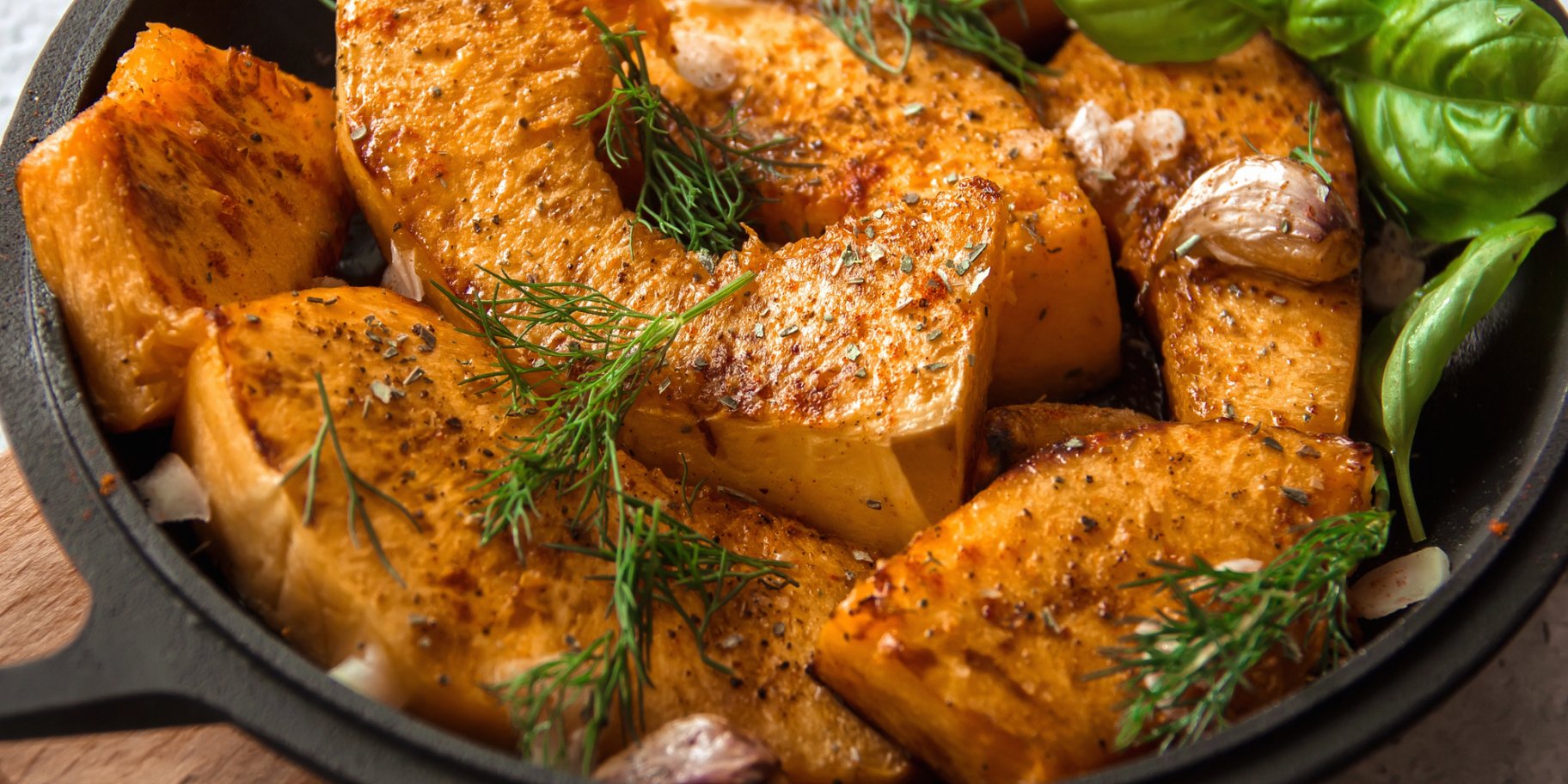 Смажений гарбуз із часником