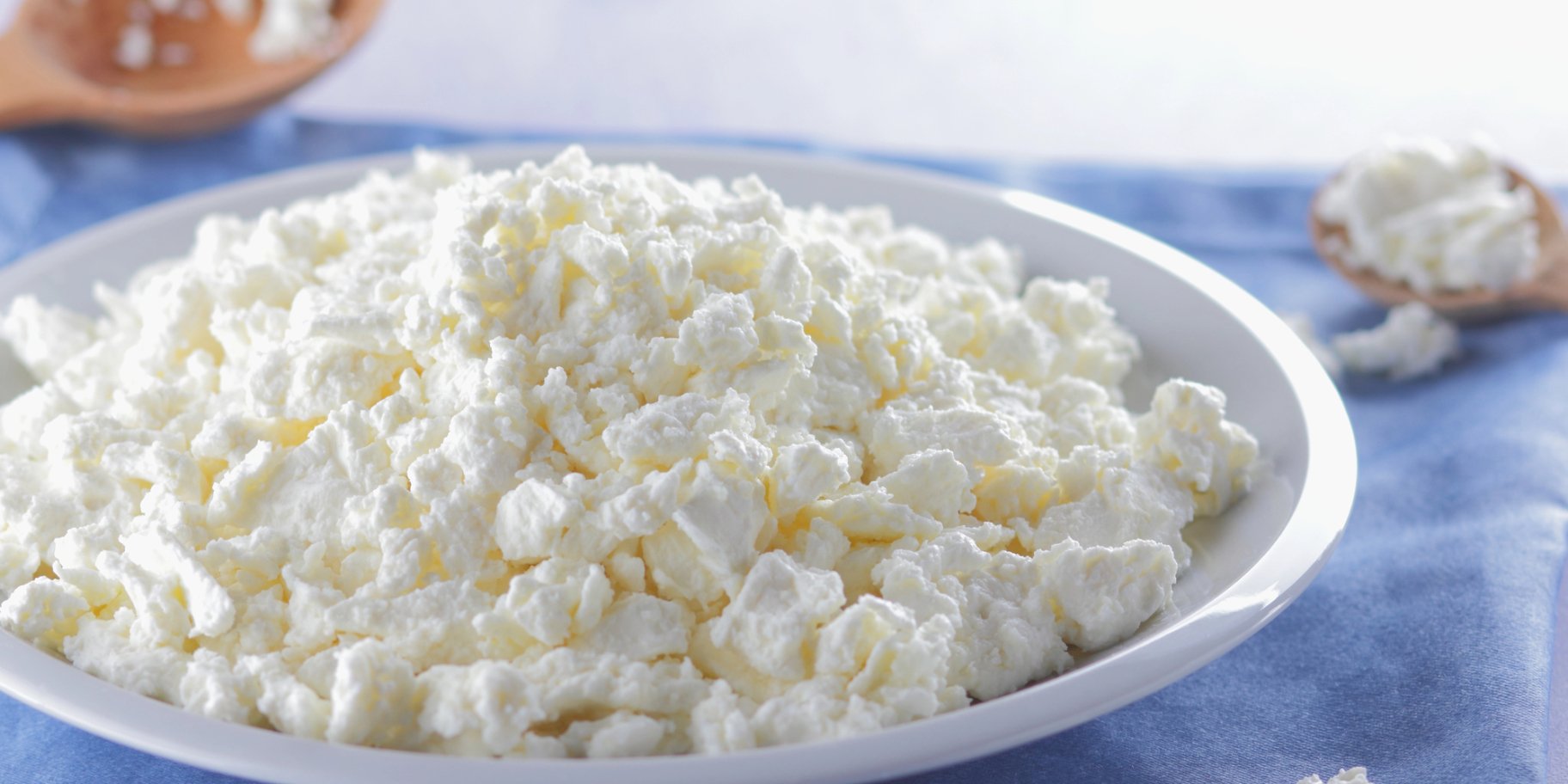 Кисломолочний сир з двох інгредієнтів