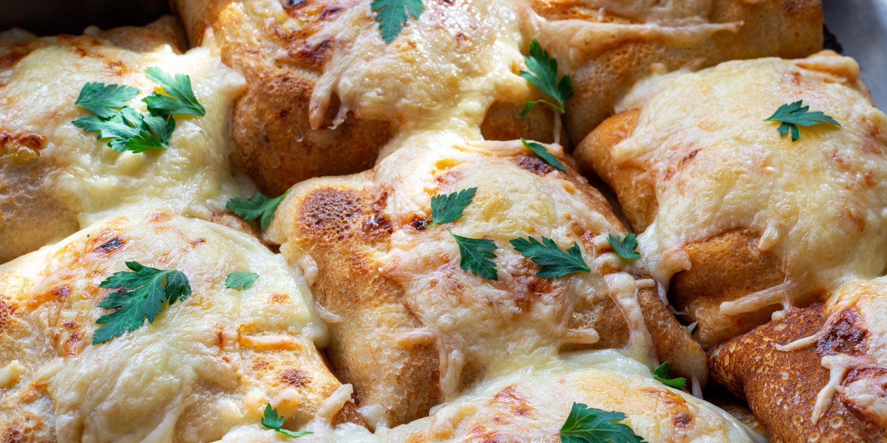 Млинці з куркою та овочами