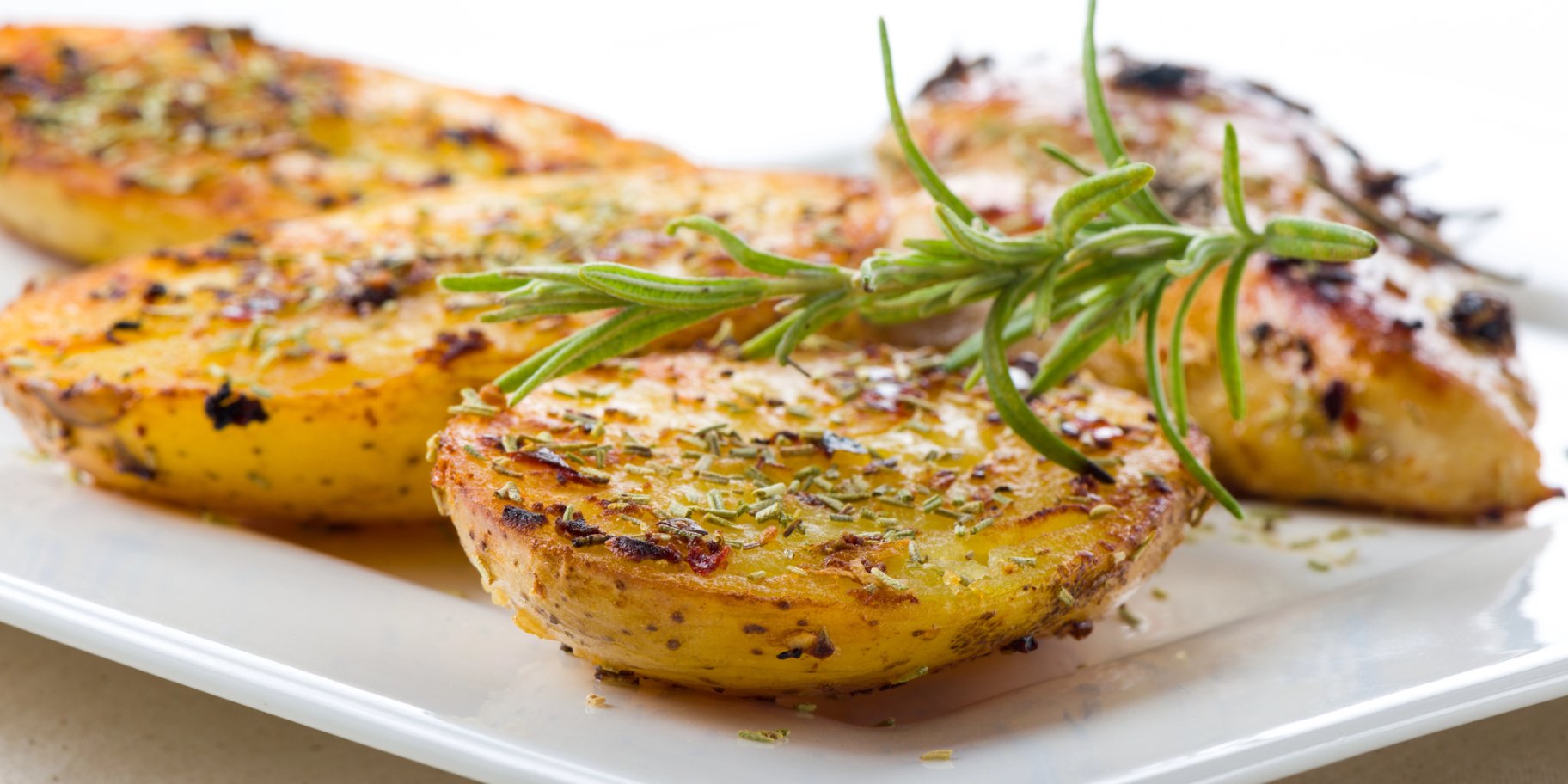 Картопля по-селянськи в мультипечі