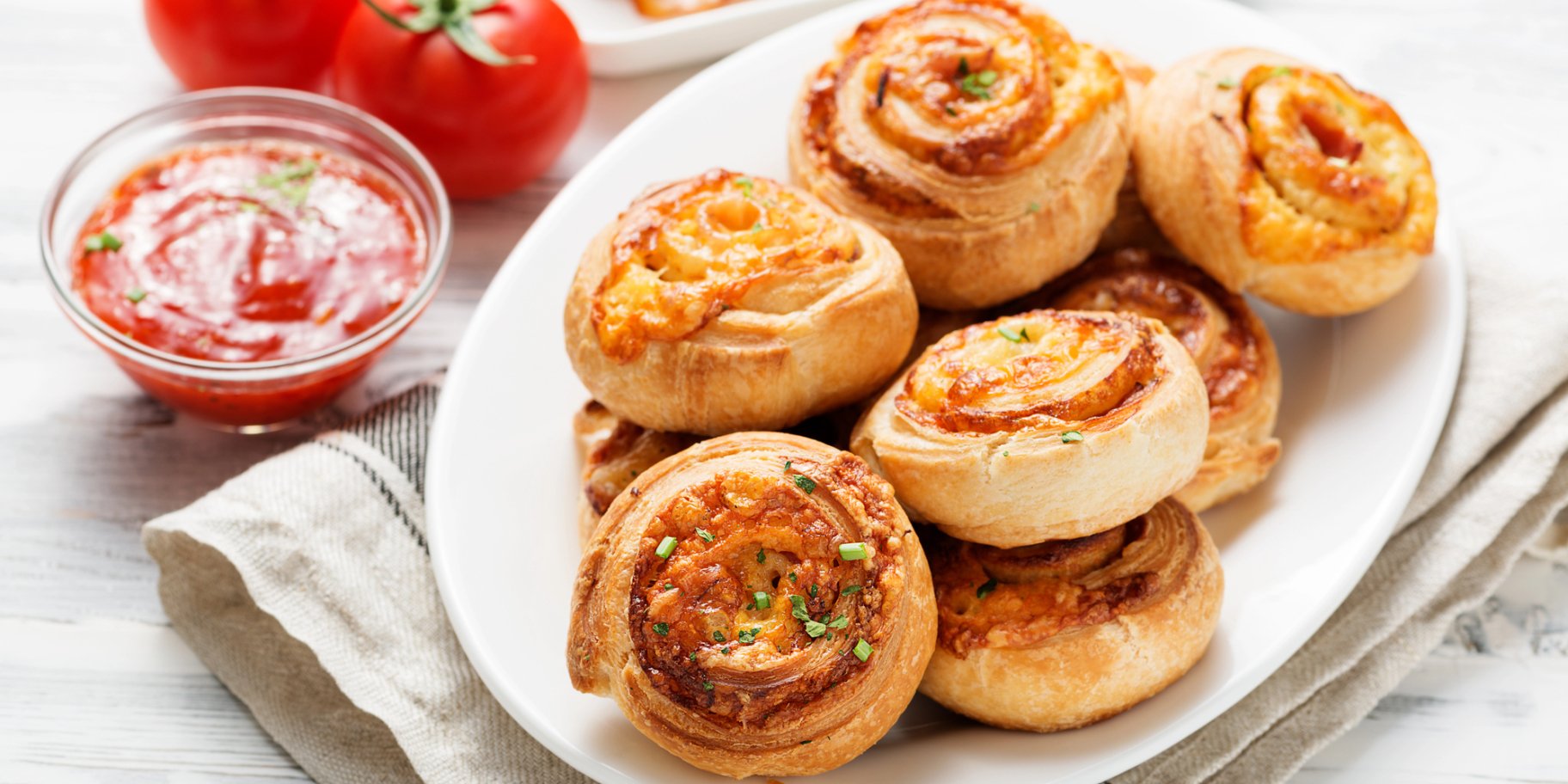 Овочеві тістечка з листкового тіста