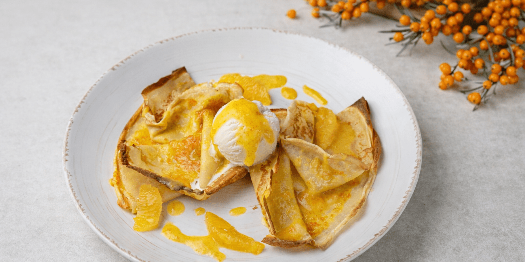 млинці з обліпиховим кремом