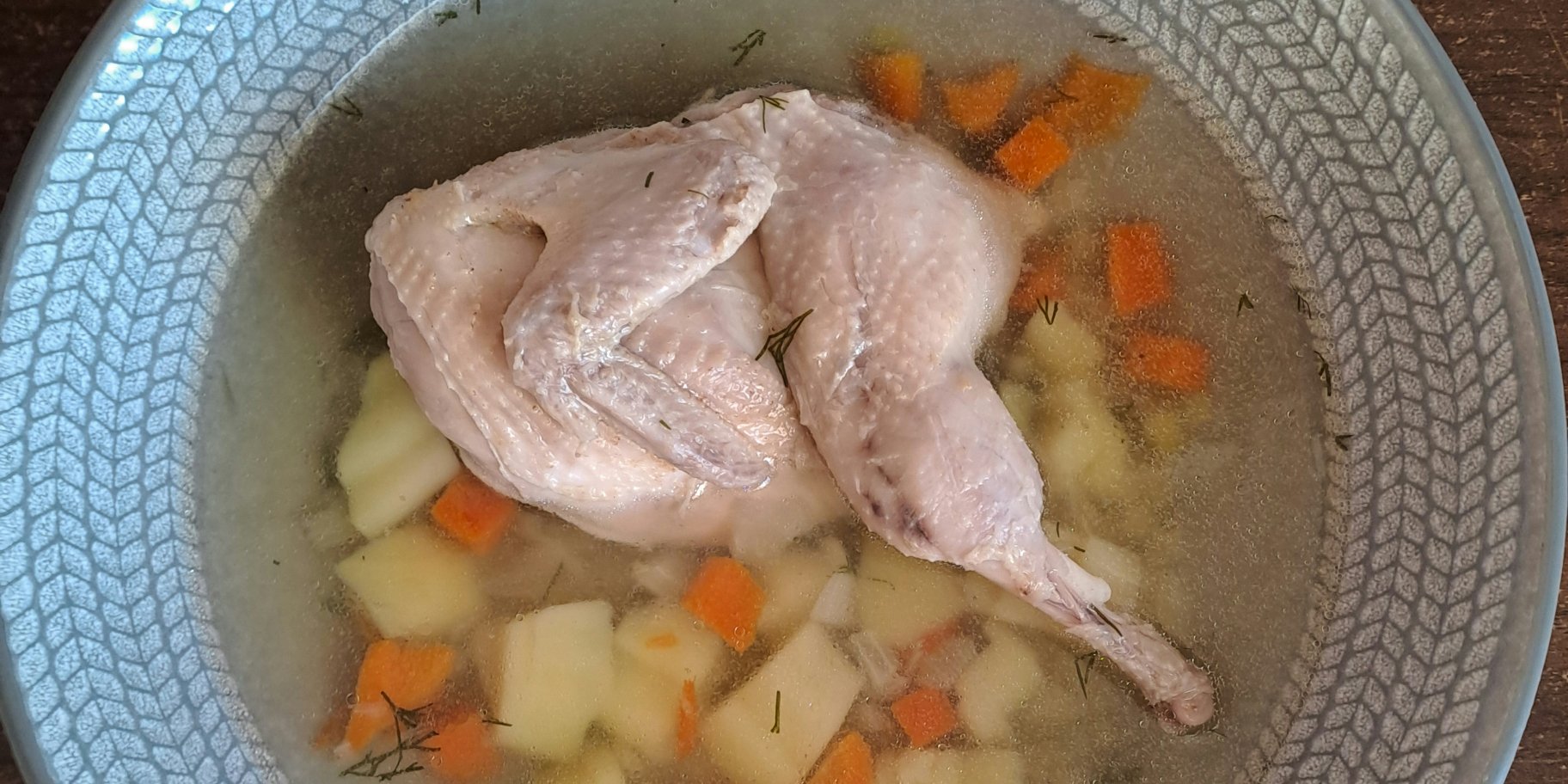 Суп з перепілкою