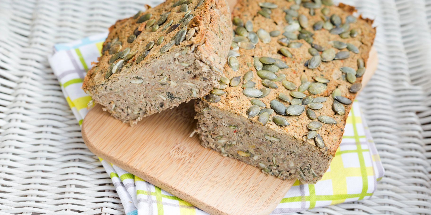 Протеїновий хліб із червоної сочевиці