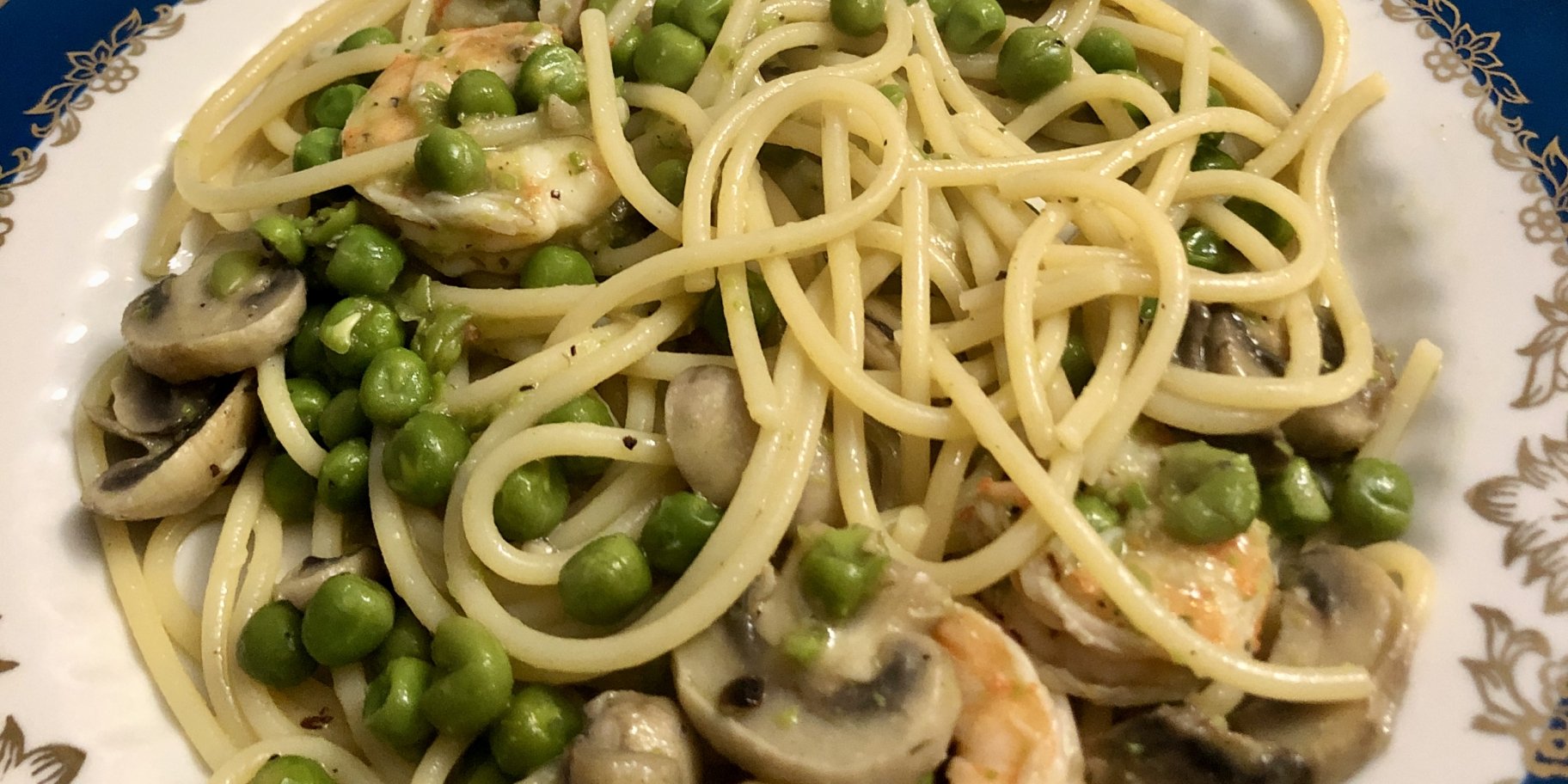 Спагеті з креветками